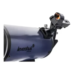 Телескоп Levenhuk New Skyline PRO MAK 102/1300 SQ1 - крупный план искателя с красной точкой