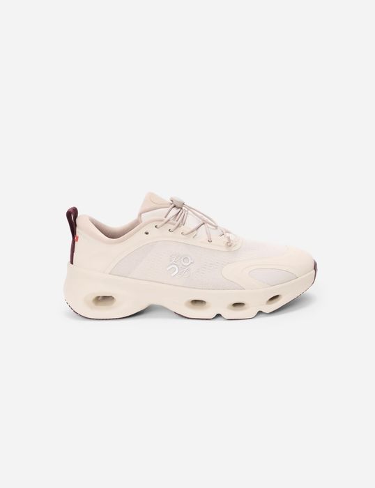 Loewe x On Cloudsolo 