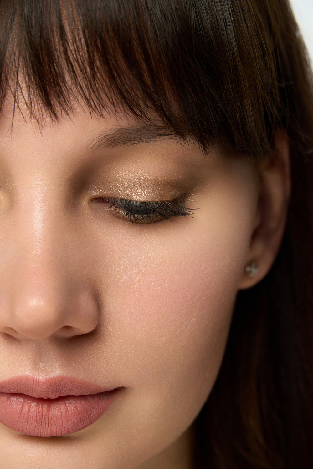 Стойкие тени-карандаш для век LASTING EYESHADOW STICK в оттенке LEO
