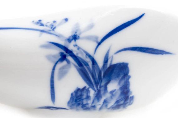 Porcelana Chahe „Kwiaty”, ręcznie malowana.