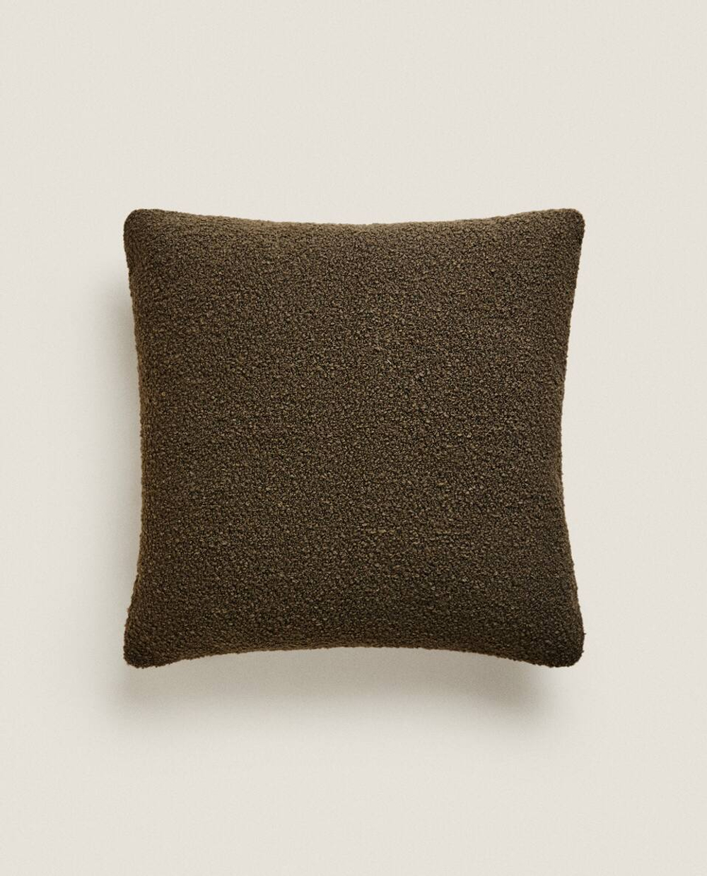 ZARA HOME ЧЕХОЛ НА ПОДУШКУ ИЗ ТКАНИ БУКЛЕ, ХАКИ