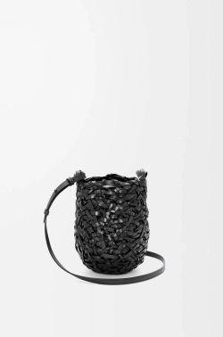 Loewe Маленькая сумка Nest Basket из телячьей кожи, черный