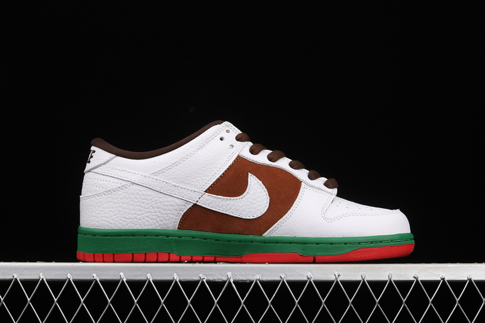 Nike SB Dunk Low Cali