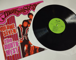 Винтажная виниловая пластинка LP Highs In The Mid Sixties Volume 7 The North West (USA 1984)