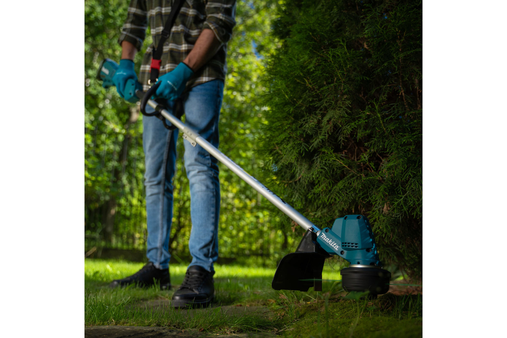 Триммер аккумуляторный Makita LXT BL 18 В, 460 Вт, D-рукоятка, d-30 см, M10xLH, разборвал (BL1830B DC18RC) DUR192LRF