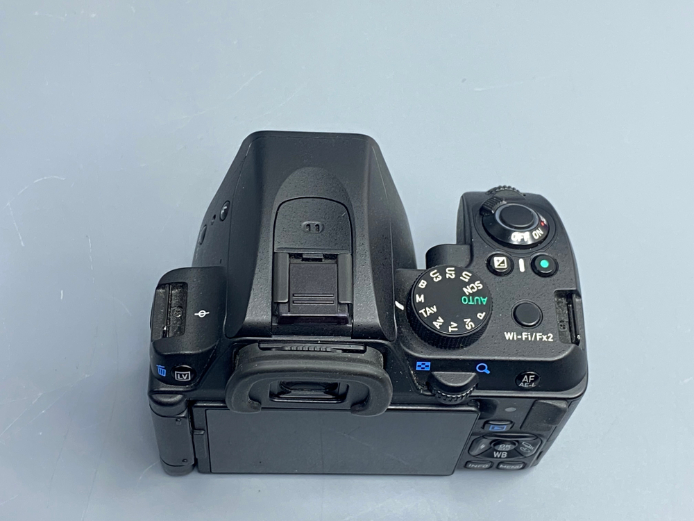 Pentax KF