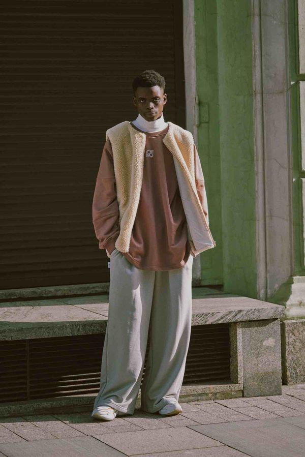 Брюки Baggy Trousers Logo Drizzle серые - фото 1