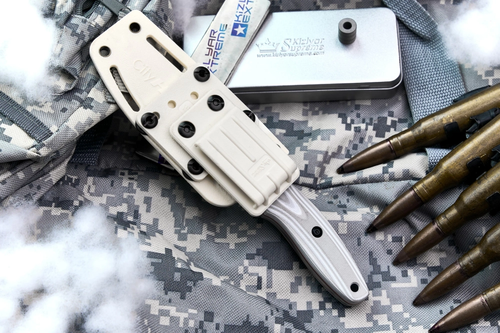 Туристичеcкий нож CityHunter GHOST Elmax Stonewash White-Gray G10