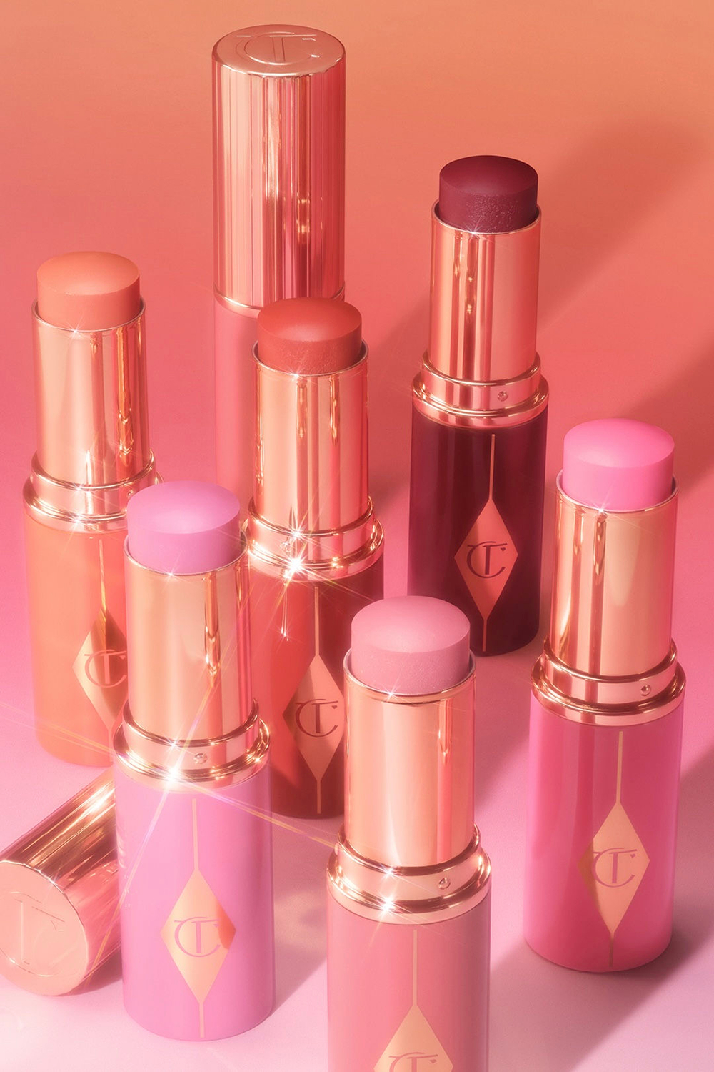 Unreal Blush Healthy Glow Stick — кремовые румяна в стике - SEPHORA - CHARLOTTE TILBURY -