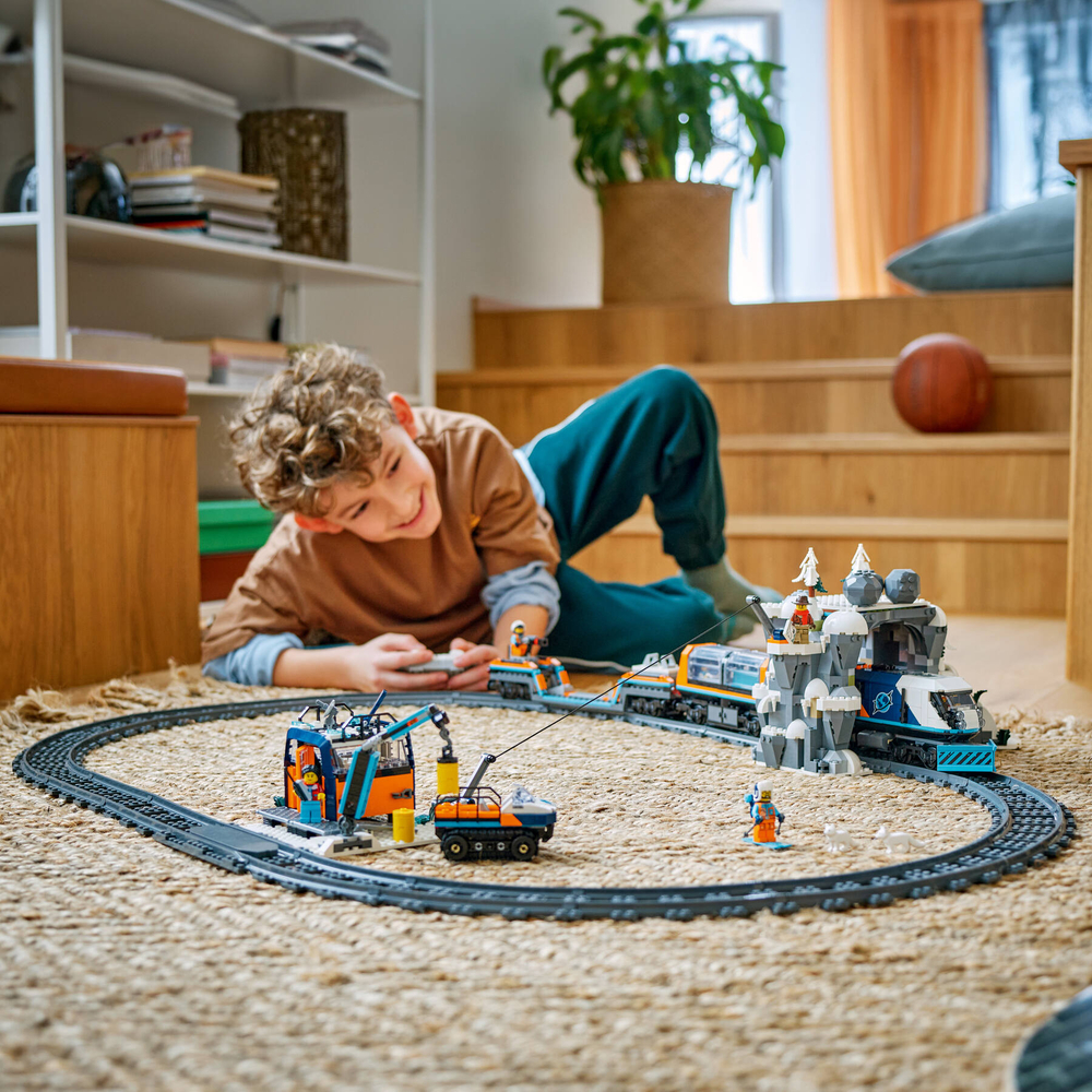 Конструктор Лего Сити Экспресс-поезд Арктический полярный 60470 | LEGO City Arctic Polar Express Train 1517 деталей | 7+