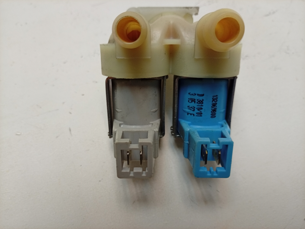 FE925N кт21 Клапан подачи воды для стиральных машин Electrolux AEG Zanussi б/у
