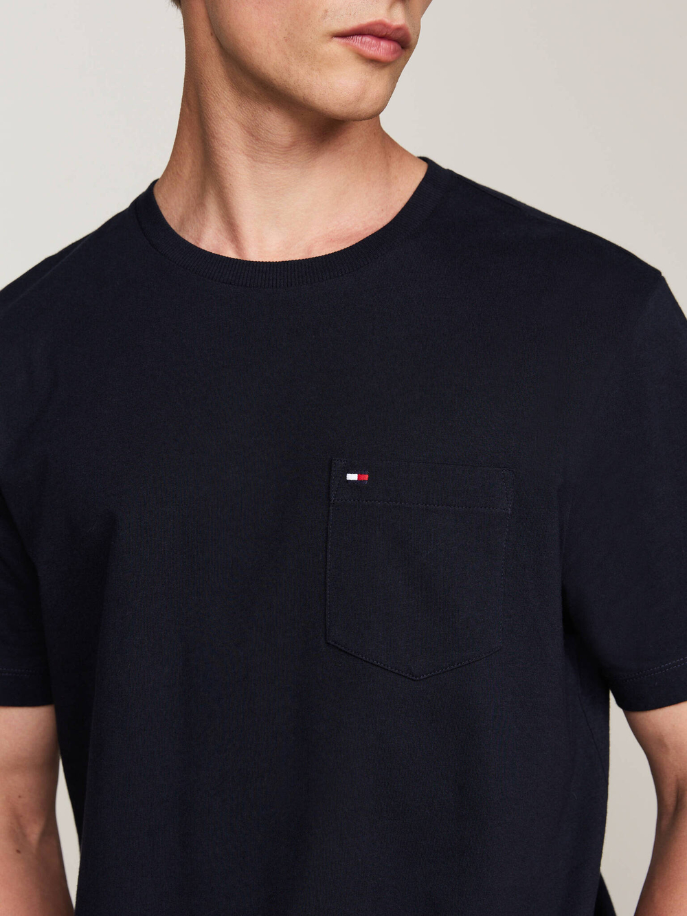 Футболка Tommy Hilfiger - темно-синий(MW0MW37283)