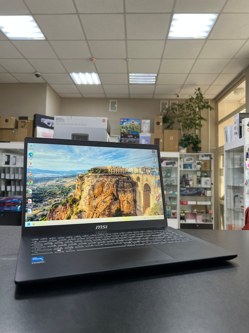 Б/у ноутбук MSI Modern 15 B12M