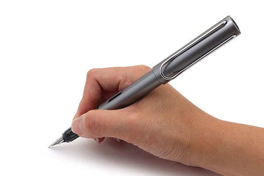 Перьевая ручка Lamy Al-Star 026 графит F (4000300)