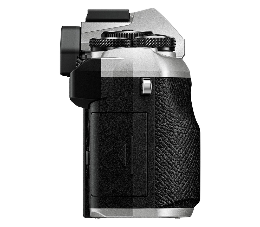 Беззеркальный фотоаппарат OM System OM-5 Mark II Kit 14-150mm серебристый