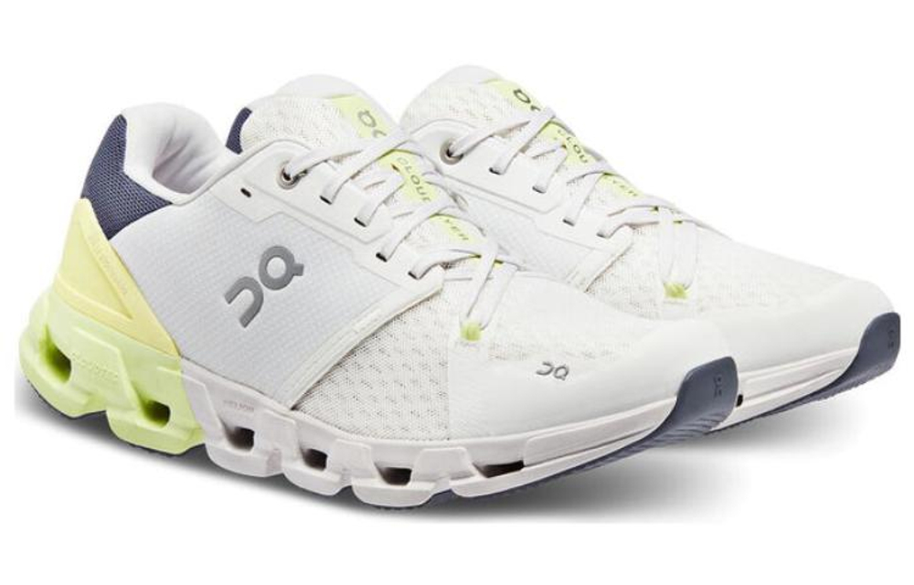 On Cloudflyer Cushioned