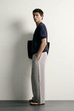 КОНТРАСТНЫЕ БРЮКИ SEERSUCKER RELAXED FIT — ZARA