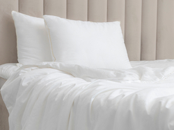 Подушка шелковая мягкая 50x70 Luxe Dream Liberty Silk LC1001