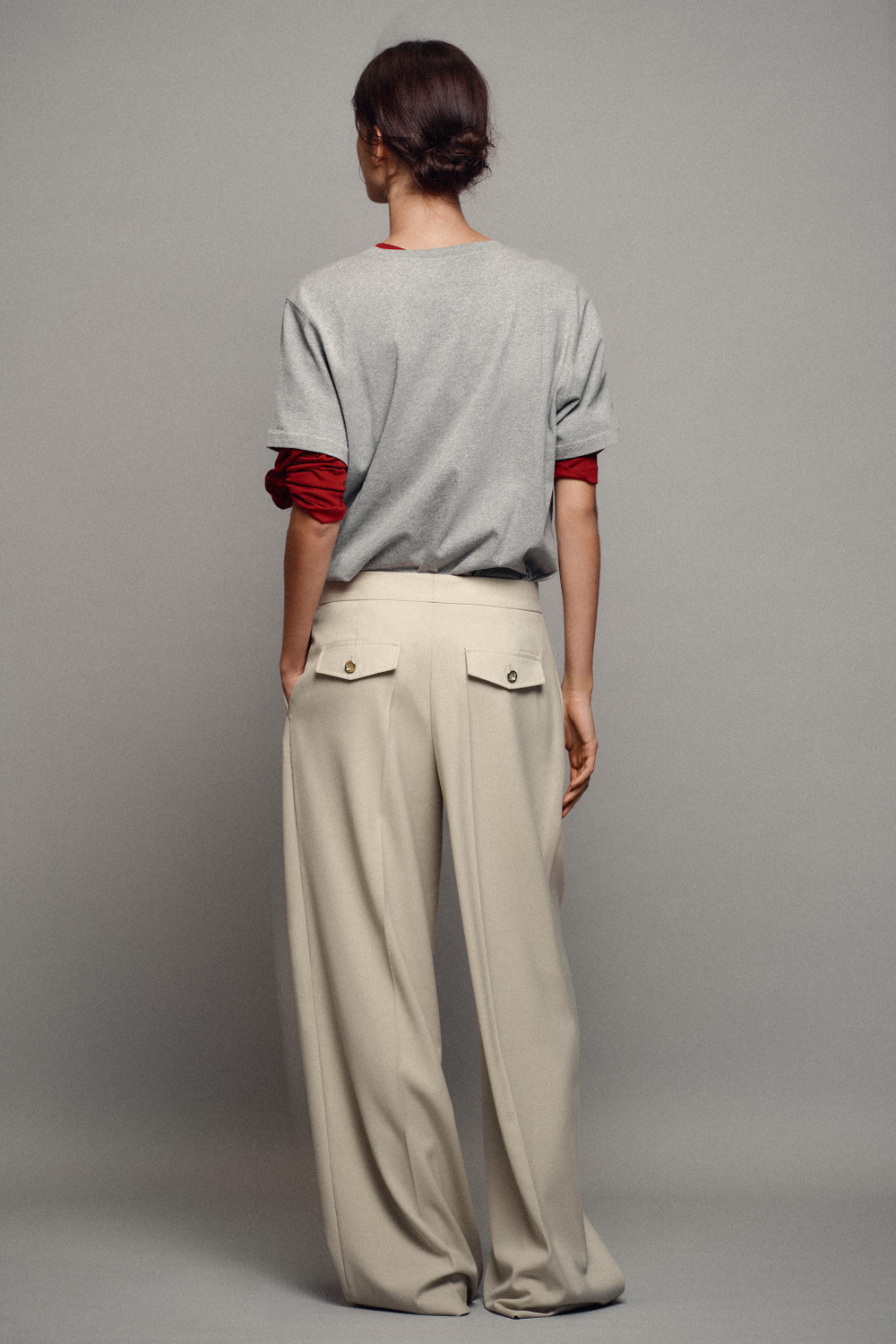ШИРОКИЕ БРЮКИ С ЗАЩИПАМИ — ZARA