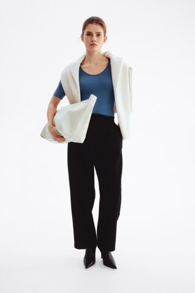 Топ из хлопка пима с глубоким вырезом - H&M