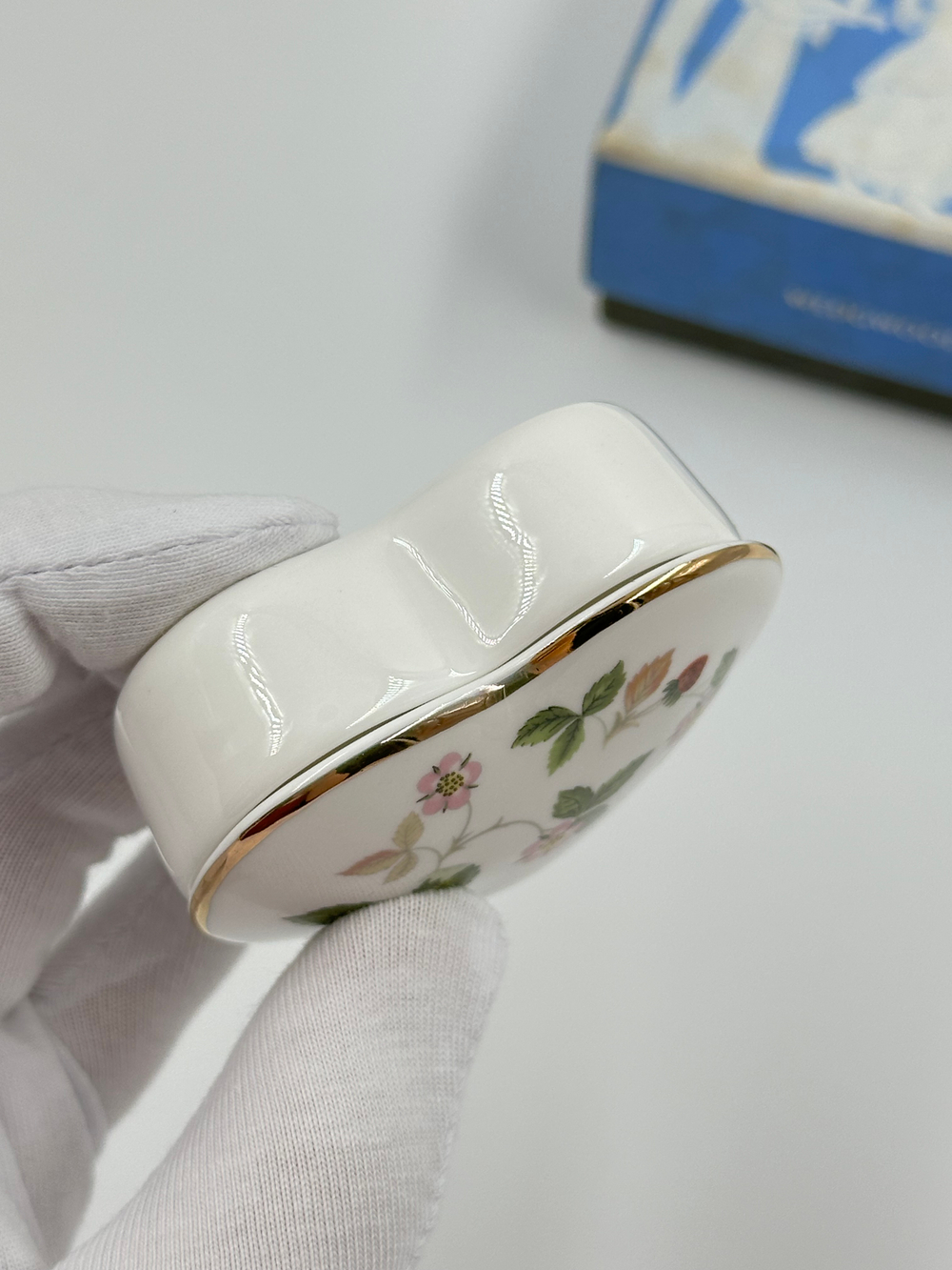 Шкатулка Wedgwood, Wild Strawberry