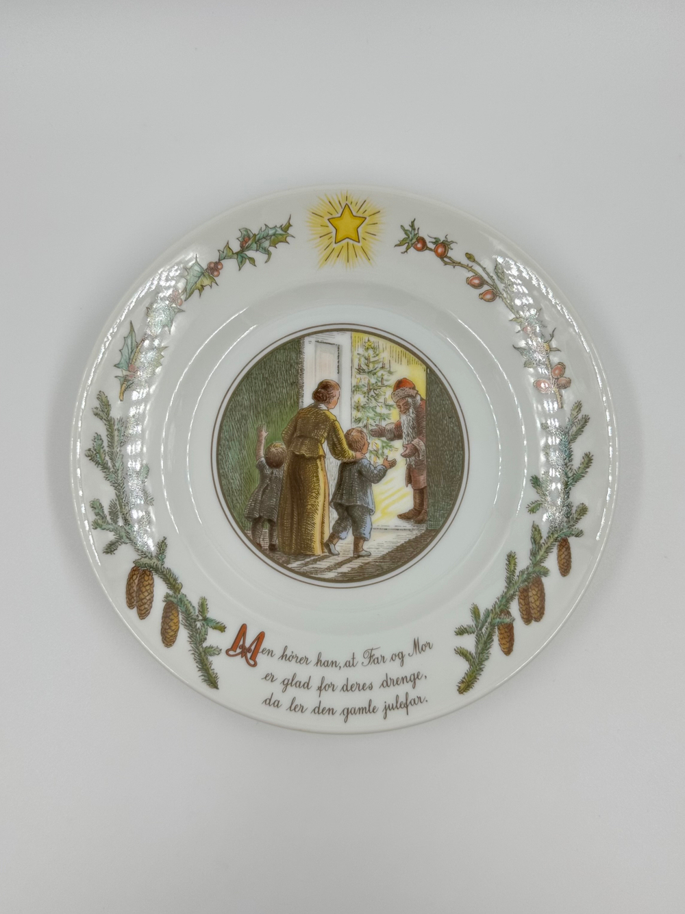 Тарелка Royal Copenhagen, Peters Jul