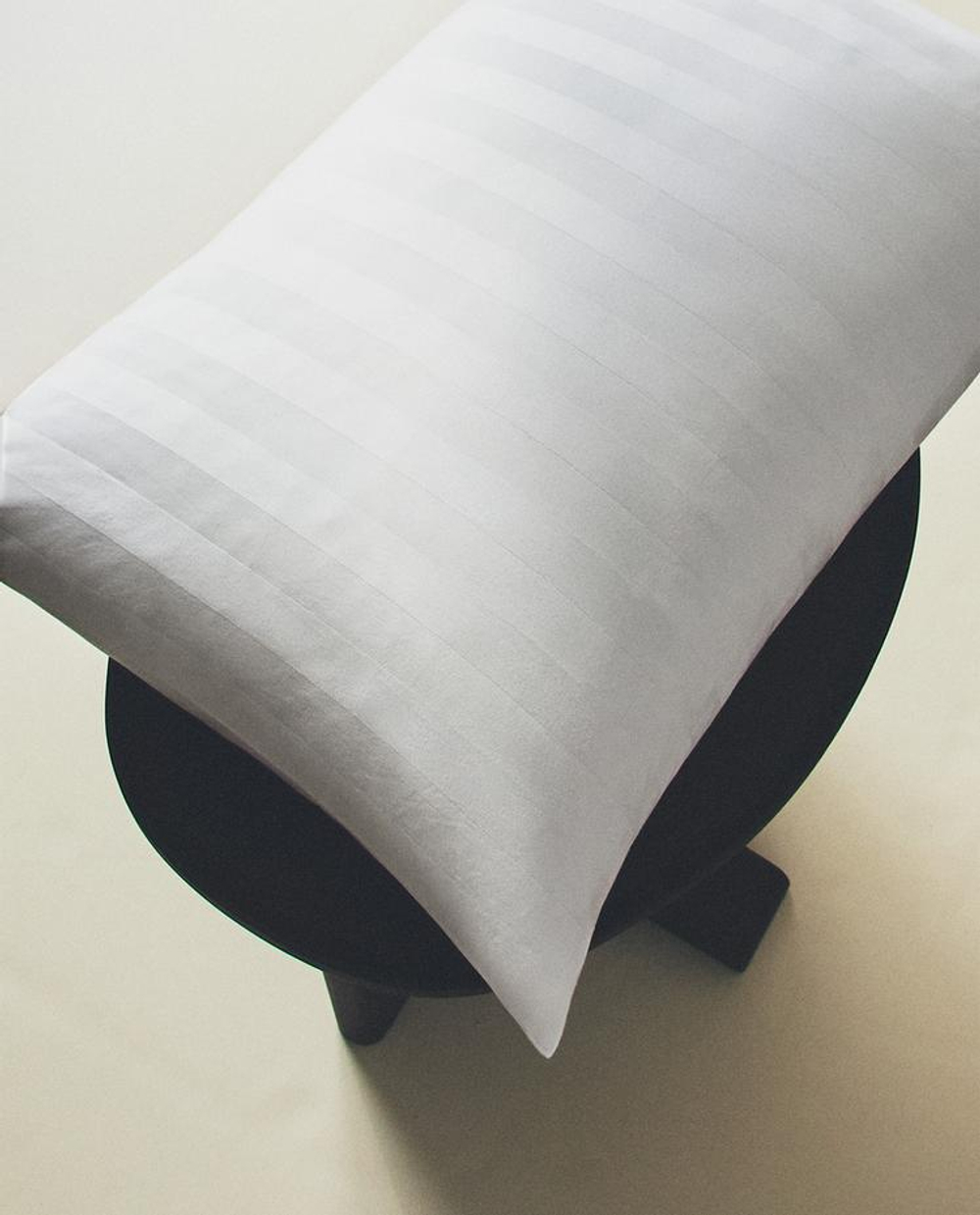 ZARA HOME НАВОЛОЧКА ИЗ САТИНА В ПОЛОСКУ (500 НИТЕЙ), БЕЛЫЙ