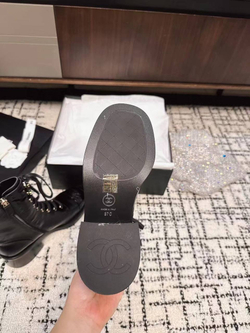 Ботинки Chanel