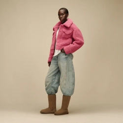 UGG Короткая куртка-тракер Frankie, клубничный