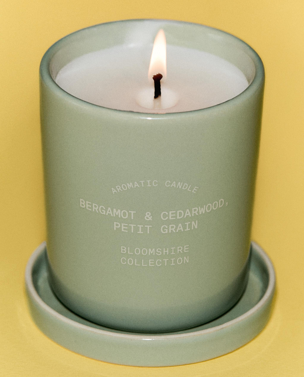 Свеча ароматическая Bergamot & Cedarwood 170 г Zara Home