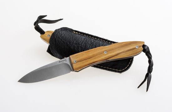 Складной нож Lion Steel "OPERA" L/8800 UL c клинком из стали D2, рукоять дерево (Олива)