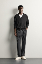 БРЮКИ RELAXED FIT СО СКЛАДКАМИ — ZARA · 7147/450