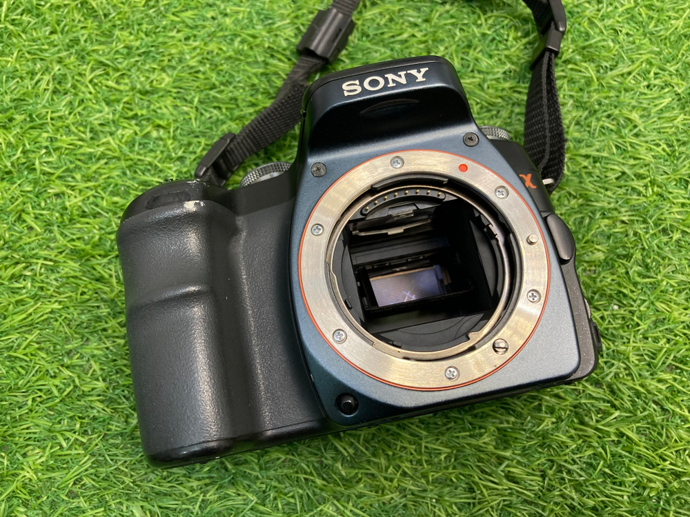 Sony A100 Kit 18-70mm DT