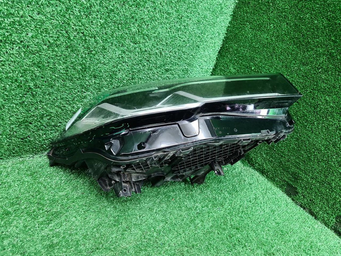 Фара правая BMW 5er G30 (2020-2023) LED