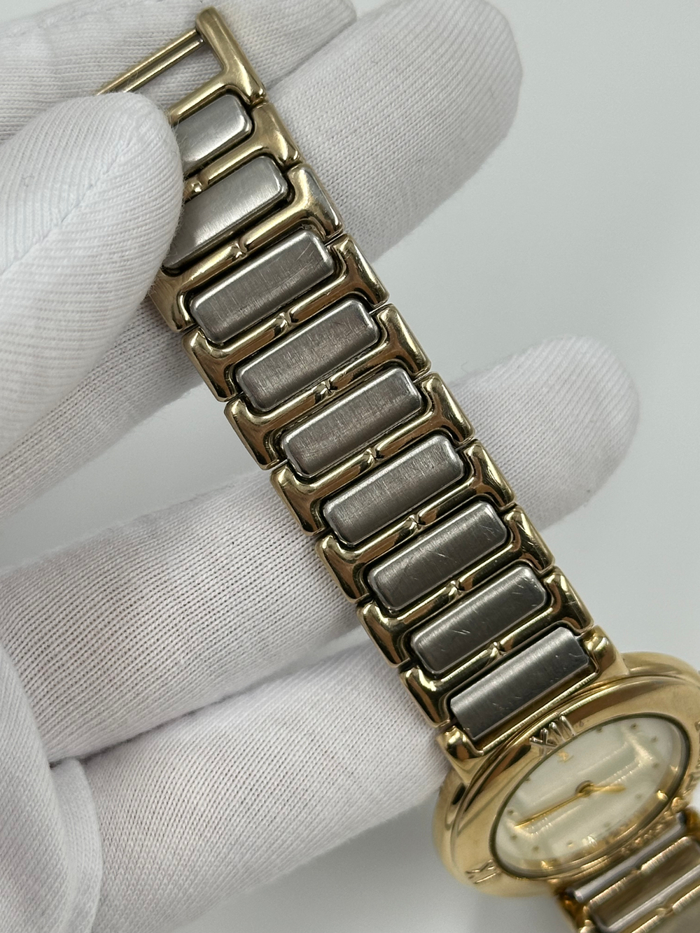 Часы Yves Saint Laurent