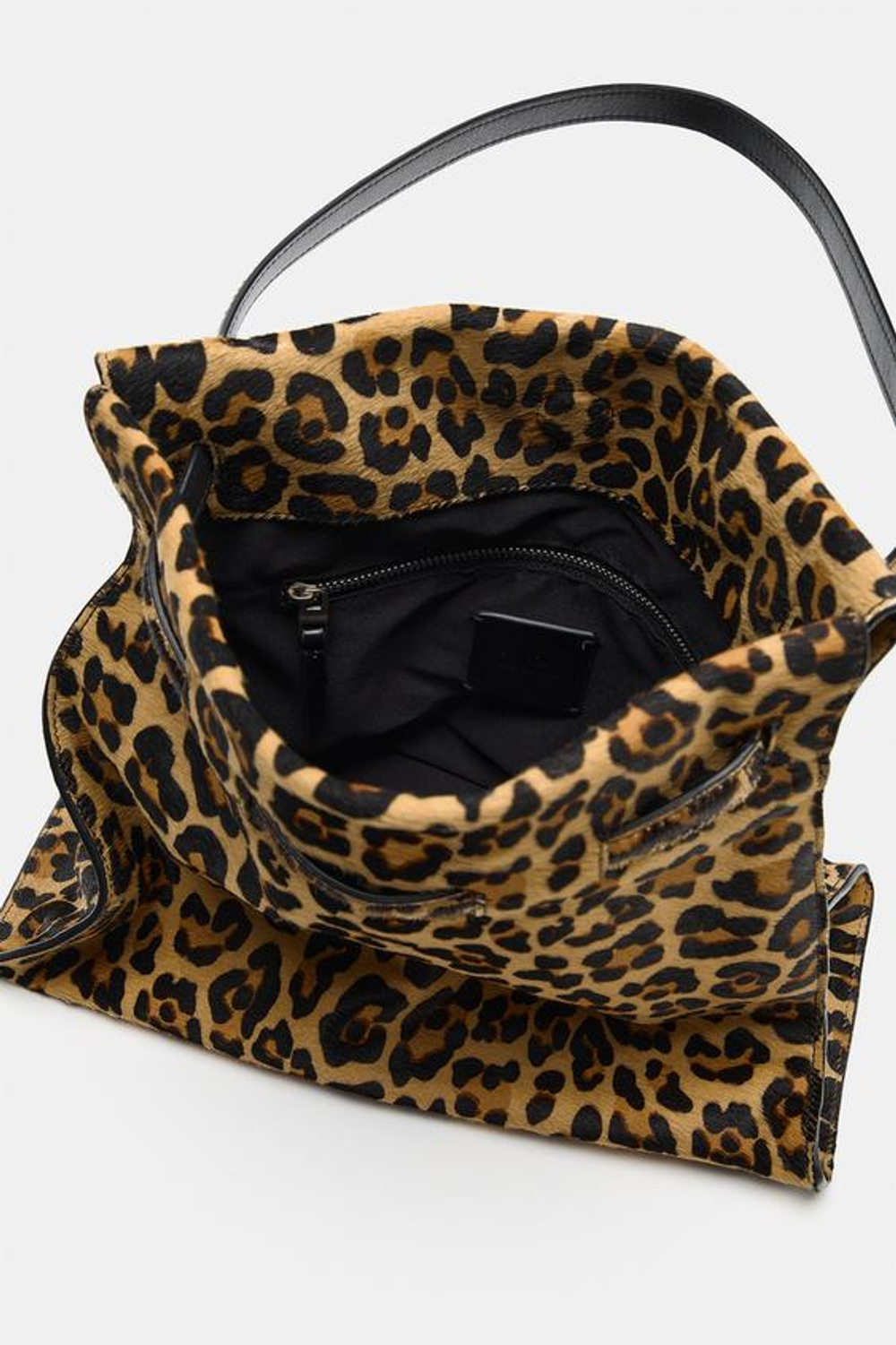 ZARA КОЖАНАЯ СУМКА НА ПЛЕЧО С ПРИНТОМ, ЛЕОПАРДОВЫЙ