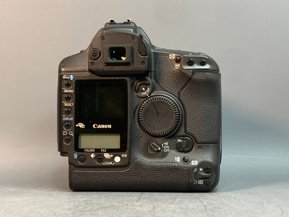 Canon EOS 1D Mark II Ошибка Err99, под ремонт, либо на запчасти