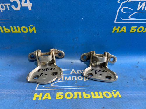 Петля двери задней левой Honda PARTNER 1999