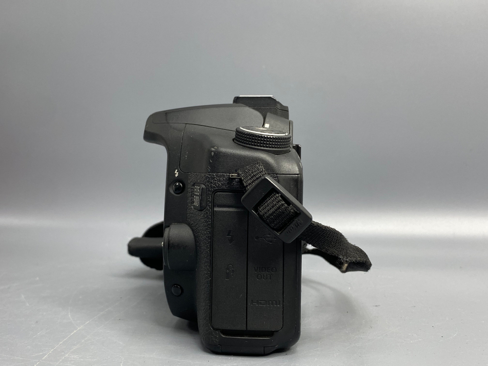 Canon EOS 50D 30.592 кадров