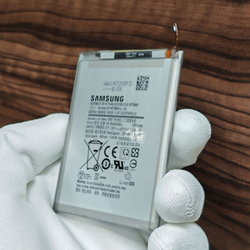 Аккумулятор для Samsung Galaxy A50 / A30 (EB-BA505ABU) Категория: "Премиум качество" АКБ 4000mAh Li-ion Polymer