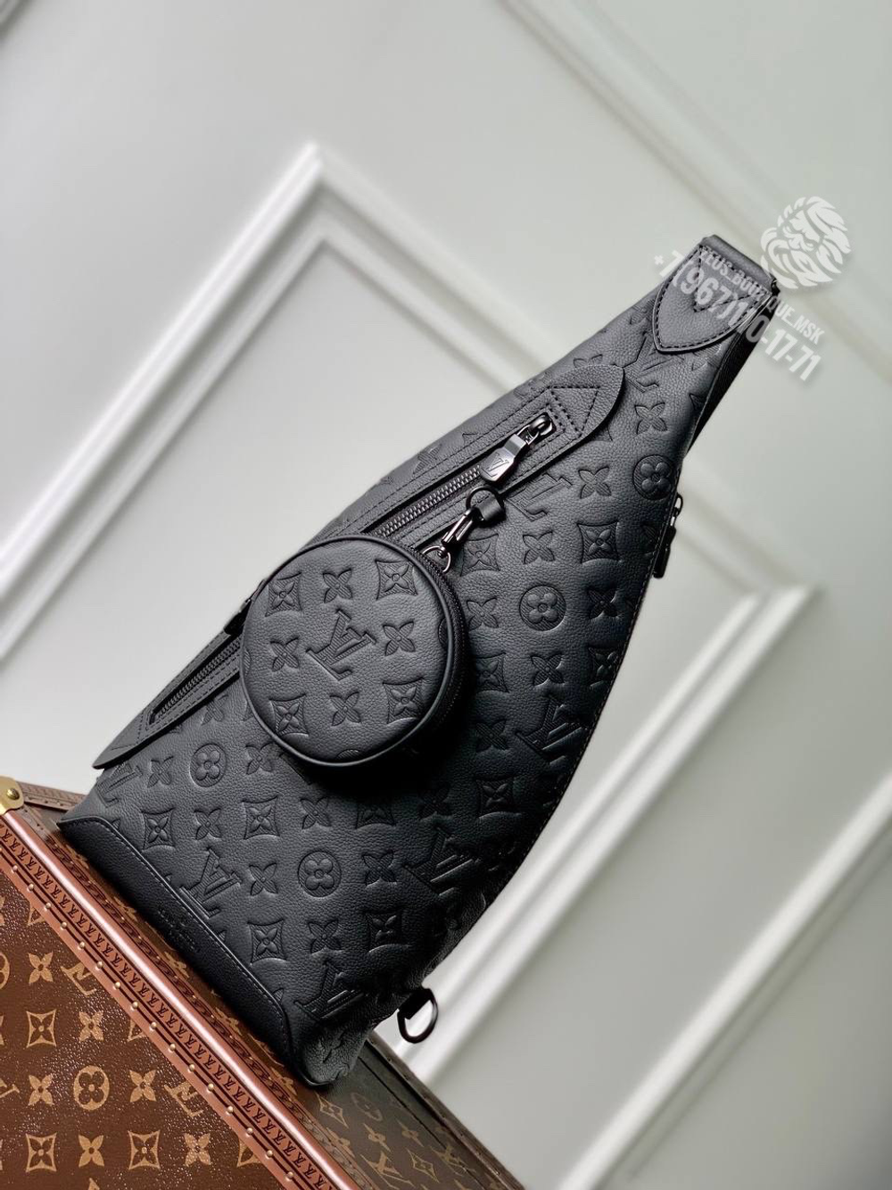 Нагрудная сумка-слинг Louis Vuitton Duo