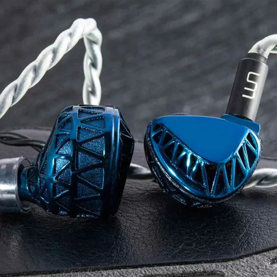 Unique Melody Maven Pro Universal Sapphire Blue 4.4mm