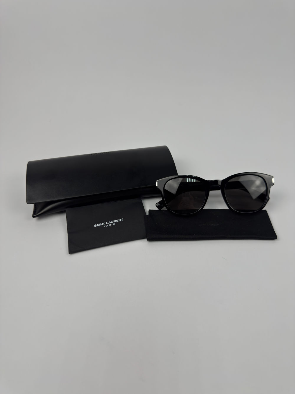 Очки Saint Laurent