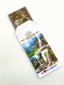 Молочный шоколад с грецким орехом