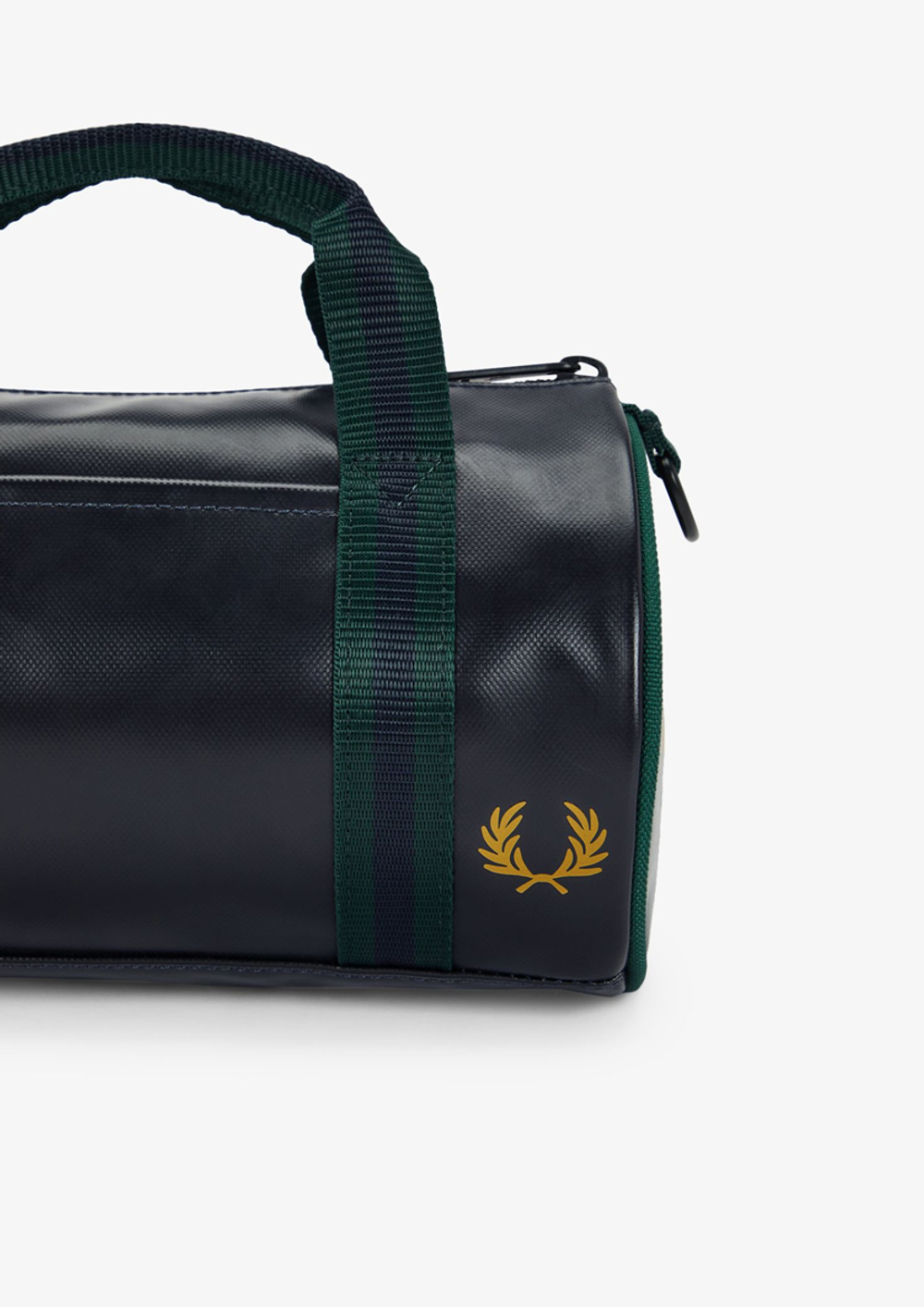 Сумка FRED PERRY Classic Mini Barrel Bag