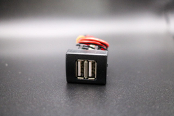 USB Разъём для Зарядки в автомобиле Нива Легенд