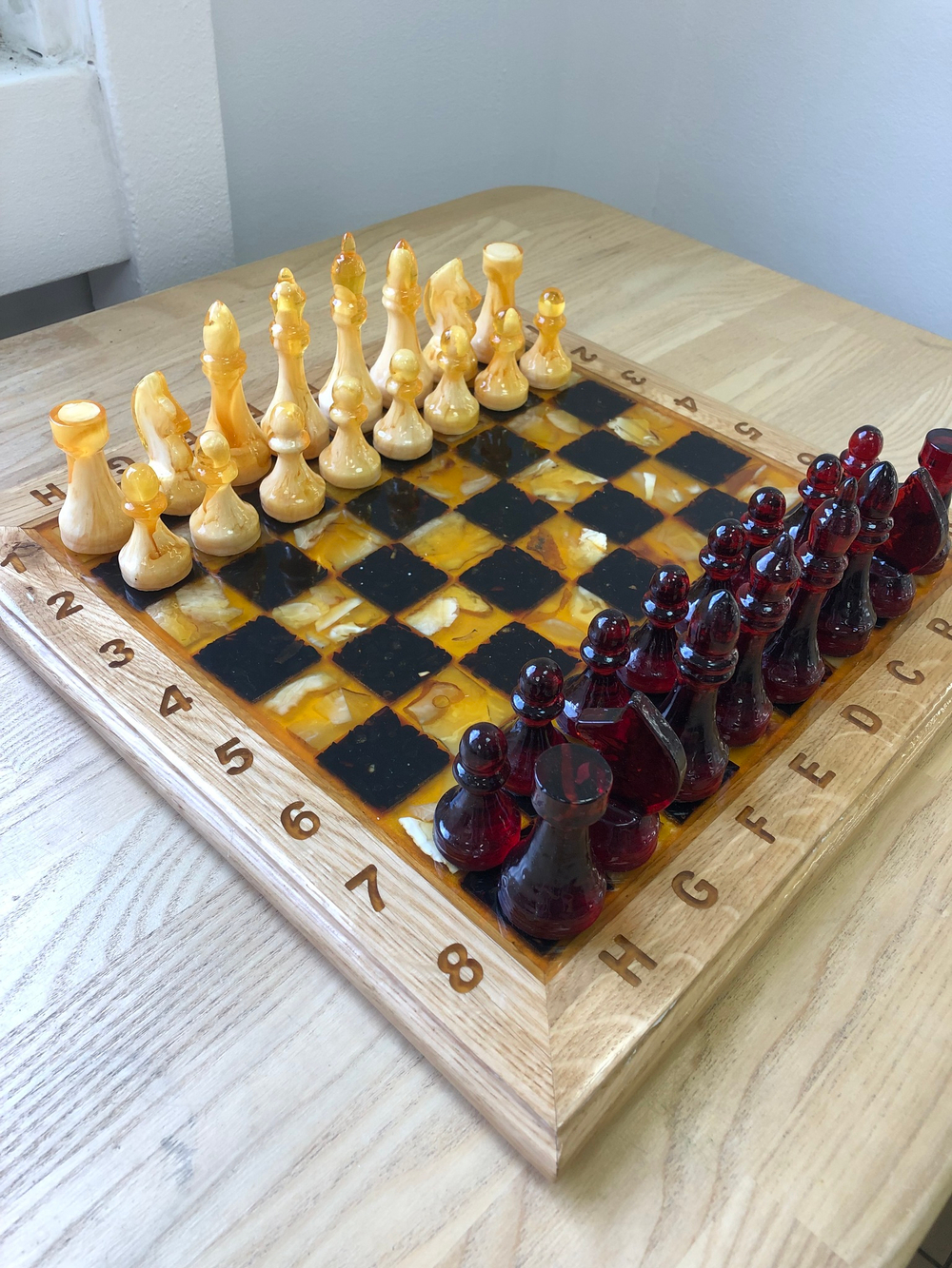 Шахматная доска с рамкой 35*35 см (дуб)