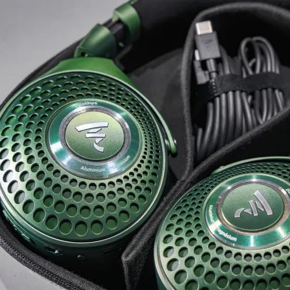 Focal Bathys Green Special Edition