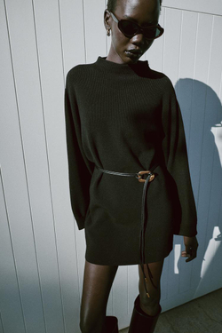 ZARA КОРОТКОЕ ТРИКОТАЖНОЕ ПЛАТЬЕ С ПОЯСОМ, ЧЕРНЫЙ