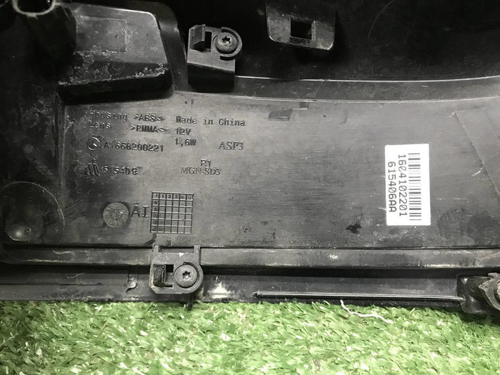 Крышка зеркала правая Mercedes M GLE W166 (11-18)